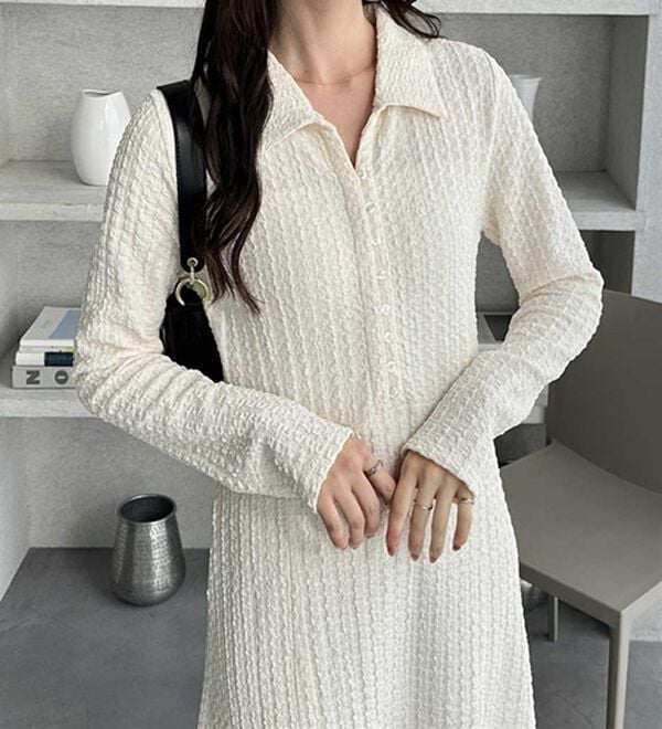 GeeRA（ジーラ）の「ポロ衿表面感素材マーメイドワンピース（カットソーワンピース）」｜詳細画像