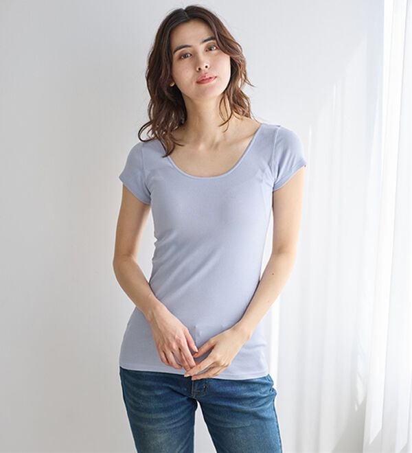 LAVIENNE（ラヴィエンヌ）の「【汗かきさん必見！】涼感サラッと快適汗取り半袖インナー＜さらりラボ＞（肌着・インナーウェア）」｜詳細画像