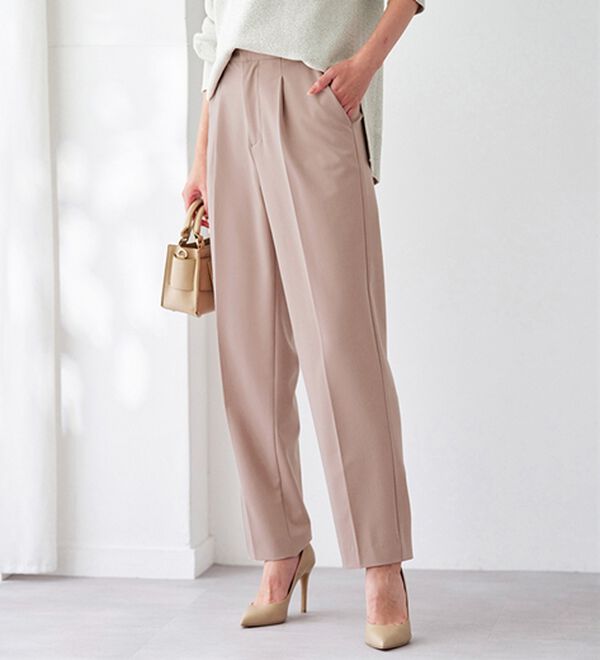 BELLUNA（ベルーナ）の「こっそりおなかがラクラク！ボタン使いウエスト調整テーパードパンツ（テーパードパンツ）」｜詳細画像