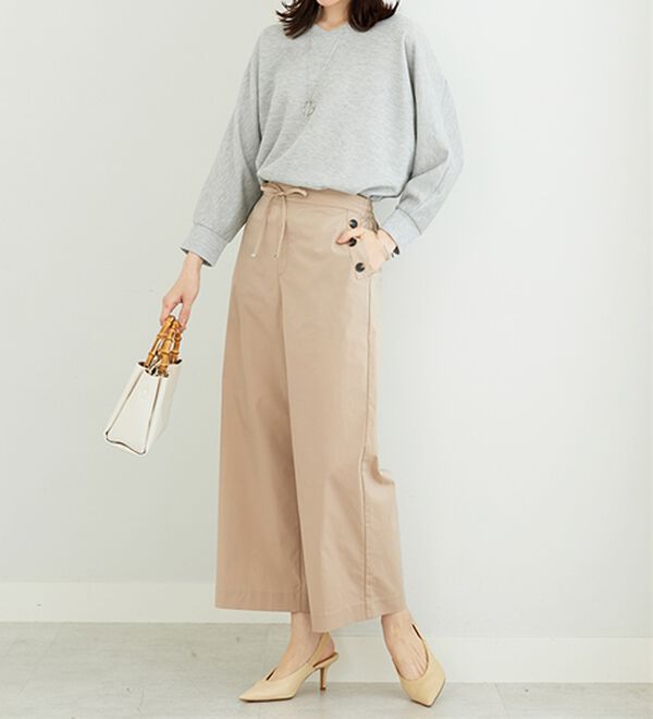 BELLUNA（ベルーナ）の「サラリ綿混ボタン使いワイドパンツ（ワイドパンツ・ガウチョ）」｜詳細画像