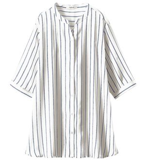 BELLUNA（ベルーナ）の「スラブ素材スキッパーデザインシャツ（シャツ）」｜オフ白ストライプ