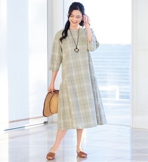 ルフラン（ルフラン）の「涼やか素材のゆったりワンピース（カットソーワンピース）」｜ベージュ系