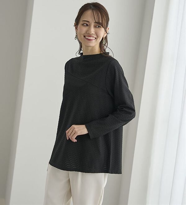 BELLUNA（ベルーナ）の「波柄ジャカード切替デザインプルオーバー（カットソー）」｜詳細画像