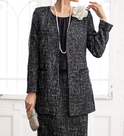 BELLUNA（ベルーナ）の「【２点セット】ロング丈ファンシージャケットワンピースアンサンブル（ワンピースセットスーツ）」