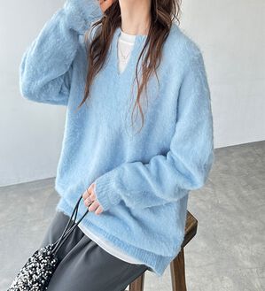 GeeRA（ジーラ）の「キーネック起毛ゆるニット（ニット・セーター）」｜ブルー