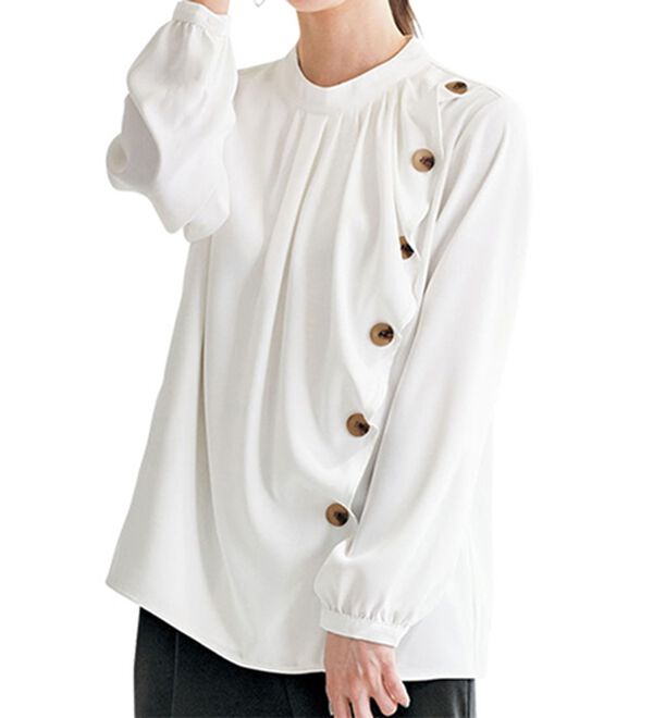 BELLUNA（ベルーナ）の「私が輝くボタンフリル使いブラウス（ブラウス）」｜オフ白