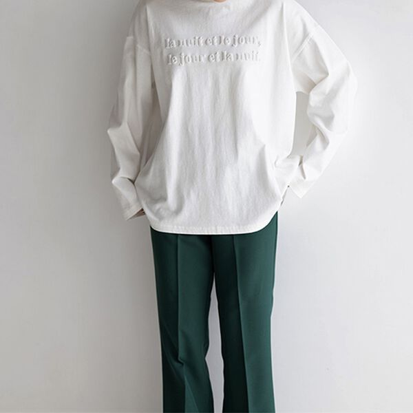 GeeRA（ジーラ）の「エンボス加工Ｔシャツ（カットソー）」｜詳細画像