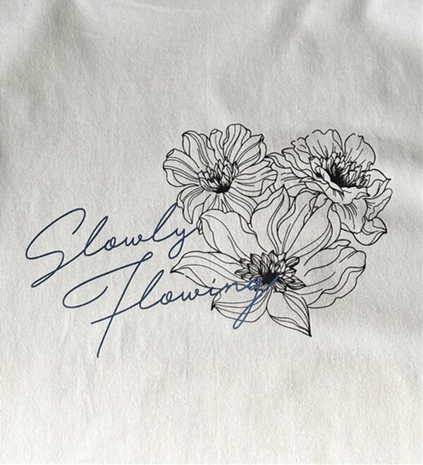 BELLUNA（ベルーナ）の「【着回しのミカタ！】綿100％大人顔サマ見えプリントロンT（カットソー）」｜詳細画像