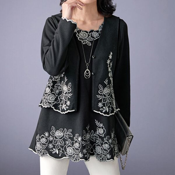 BELLUNA（ベルーナ）の「配色刺しゅう使いチュニックアンサンブル（チュニック）」｜詳細画像