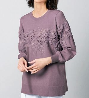 VINNO（ヴィノ）の「ケミカルレース使いニットトップス（ニット・セーター）」｜ローズグレー