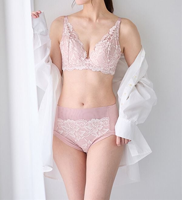 LAVIENNE（ラヴィエンヌ）の「楽してキレイにすっきり美ラインフィットブラ（ブラジャー）」｜詳細画像