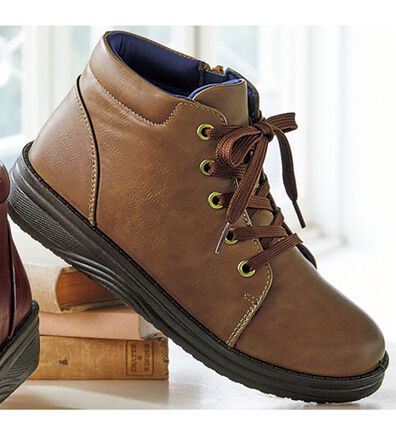 BELLUNA（ベルーナ）の「幅広レースアップショートブーツ（ブーツ）」