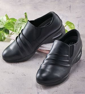 「＜足助（あしすけ）＞５Ｅシャーリング　エアシューズ（スニーカー）」｜ブラック