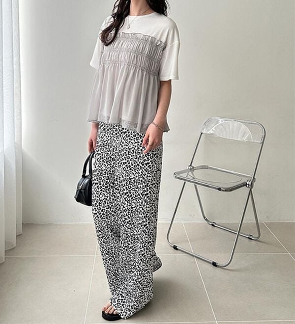 GeeRA（ジーラ）の「セルフカットセミワイドプリーツパンツ（フルレングスパンツ）」｜詳細画像