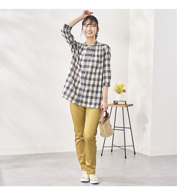 BELLUNA（ベルーナ）の「綿１００％刺しゅうデザインシャツ（シャツ）」｜詳細画像