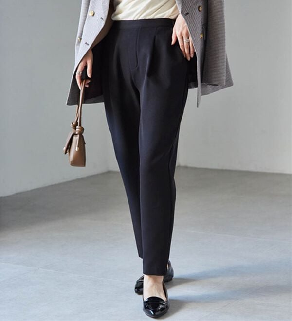 あったか！裏起毛美脚シルエットタックパンツ - ベルーナ【公式】