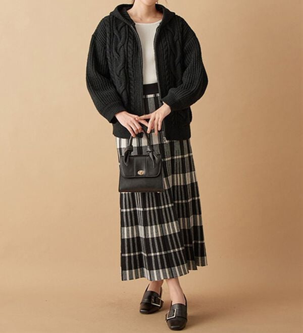 alotta（アロッタ）の「ケーブルニットジップパーカー（パーカー）」｜詳細画像
