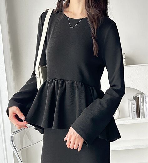 新品♡ペプラムワンピース♡ 半額クーポン対象！ワンピース ミディアム