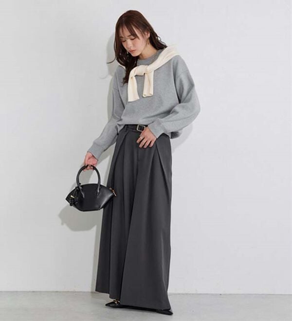 Pierrot（ピエロ）の「【Ｓ～３Ｌ】ネックが選べるプレミアムカシミヤタッチニット（ニット・セーター）」｜詳細画像