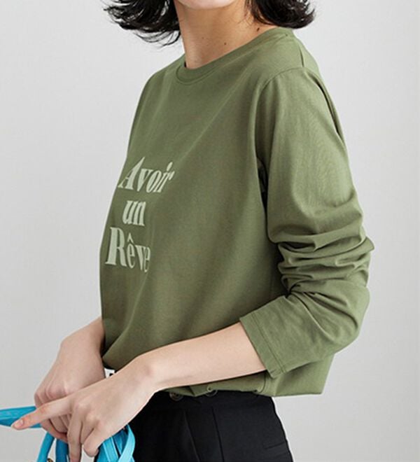 BELLUNA（ベルーナ）の「着回し上手に！きれい見え綿１００％素材ロゴプルオーバー（カットソー）」｜詳細画像