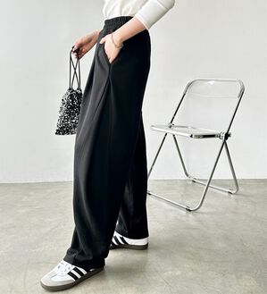 GeeRA（ジーラ）の「サイドタックイージースウェットパンツ（フルレングスパンツ）」｜ブラック