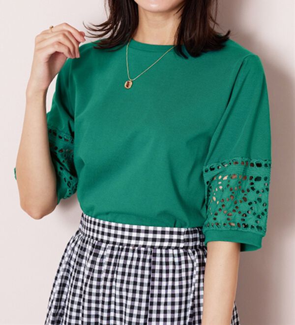 BELLUNA（ベルーナ）の「袖レース切替デザインプルオーバー（カットソー）」｜詳細画像