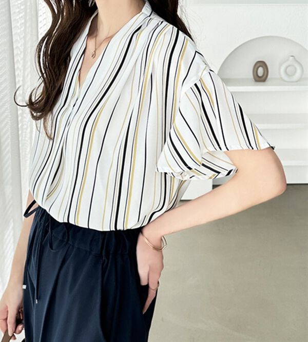 GeeRA（ジーラ）の「サラサラ涼しい！着やせも叶うフレアー袖ブラウス（ブラウス）」｜詳細画像