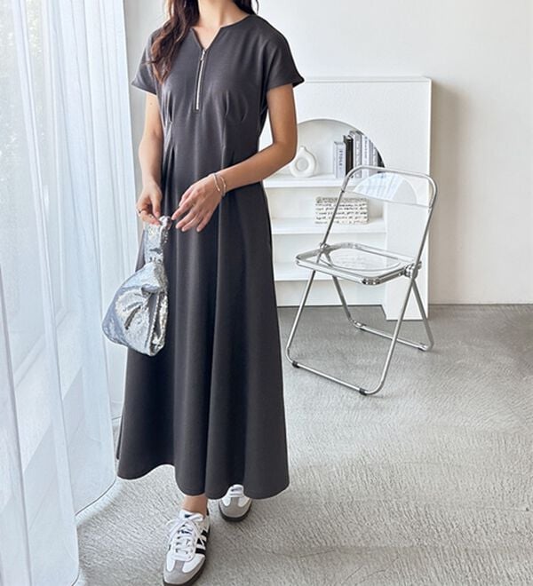 GeeRA（ジーラ）の「前後2WAYハーフジップフレンチ袖ワンピース（カットソーワンピース）」｜詳細画像