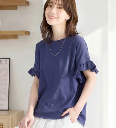 Viola e Viola（ヴィオラ エ ヴィオラ）の「サラリ綿混フリル袖Tシャツ（カットソー）」