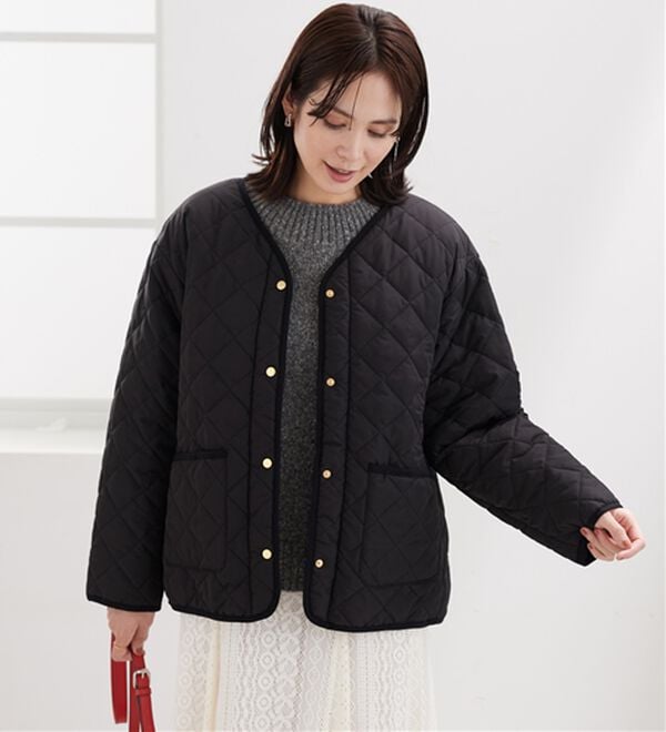 BELLUNA（ベルーナ）の「パイピング使い裏ボアキルトコート（ハーフコート）」｜詳細画像