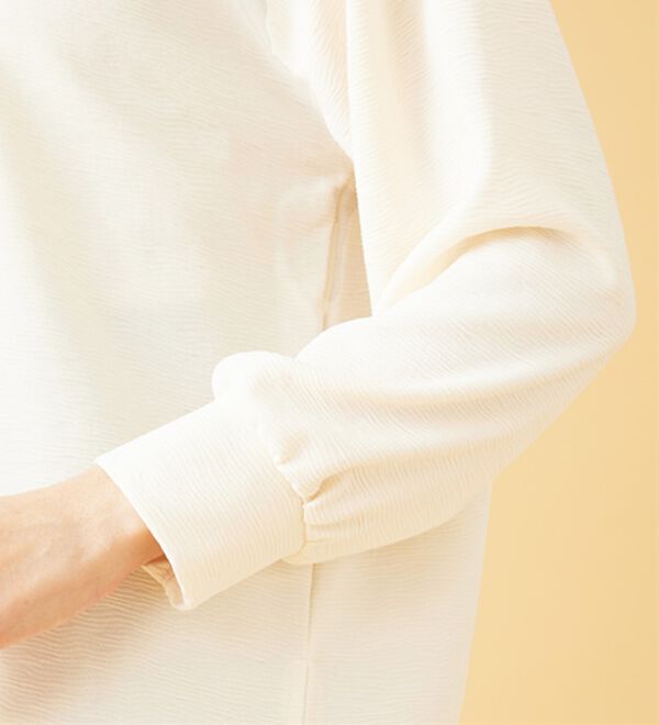 BELLUNA（ベルーナ）の「ジャカード素材肩ボタンプルオーバー（カットソー）」｜詳細画像