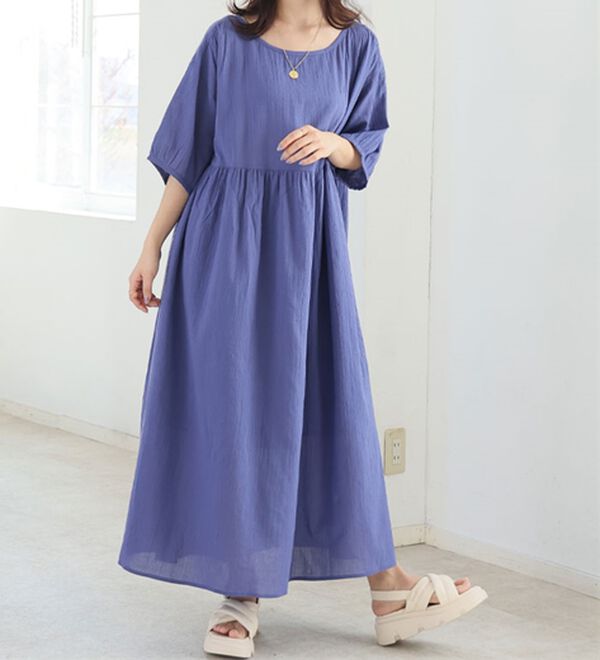 A HAPPY MARILYN（アハッピーマリリン）の「【Ｌ～６Ｌ】【風通るプレミアム】綿・楊柳、五分袖ウエスト切替ワンピース。（ロングワンピース）」｜スモークブルー