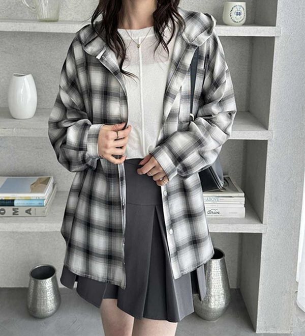 GeeRA（ジーラ）の「フード付きオーバーサイズシャツ（シャツ）」｜詳細画像