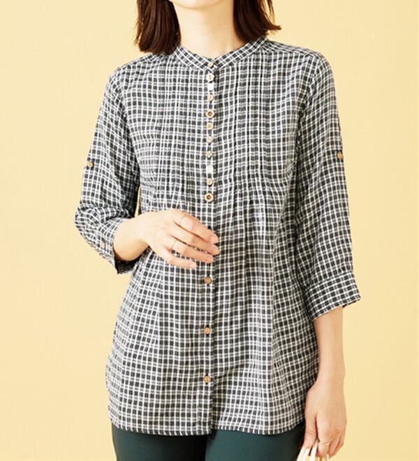 BELLUNA（ベルーナ）の「ダブルガーゼ素材多ボタンオーバーブラウス（ブラウス）」｜詳細画像