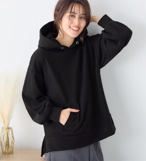 Viola e Viola（ヴィオラ エ ヴィオラ）の「【毛玉になりにくい】ふんわり柔らか裏起毛パーカー（パーカー）」｜ブラック