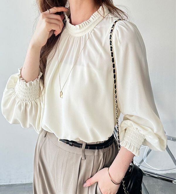 GeeRA（ジーラ）の「フリル衿バルーンスリーブブラウス（ブラウス）」｜詳細画像