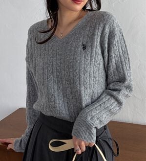 RANAN（ラナン）の「＜U.S.POLO ASSN.＞ワンポイントケーブルVネックニット（ニット・セーター）」｜杢グレー