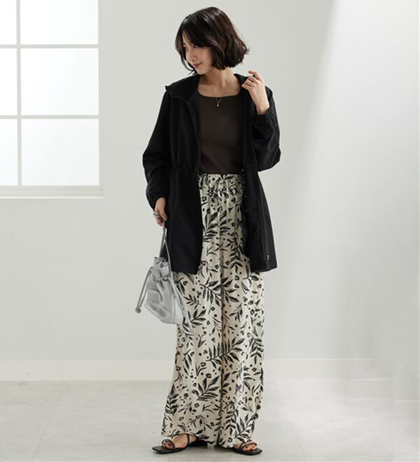 BELLUNA（ベルーナ）の「はっ水加工ドロスト使い軽量パーカー（その他ジャケット）」｜詳細画像