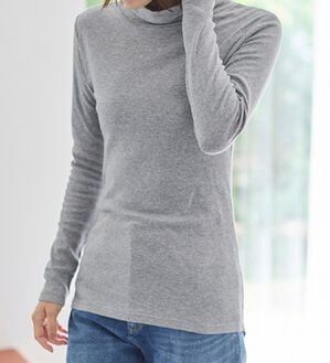 LAVIENNE（ラヴィエンヌ）の「【医師オススメ】綿１００％吸湿発熱あったかインナー　タートルネックインナー長袖（肌着・インナーウェア）」｜杢グレー