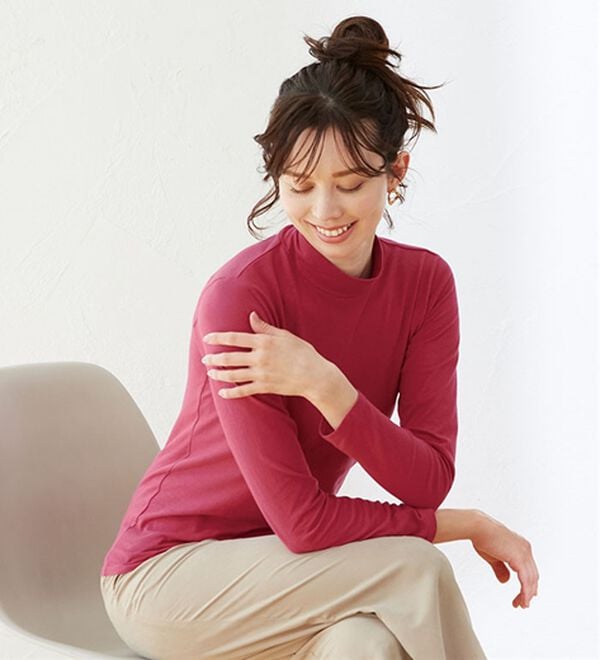 LAVIENNE（ラヴィエンヌ）の「【選べる襟！】綿１００％吸湿発熱あったかインナー（肌着・インナーウェア）」｜詳細画像