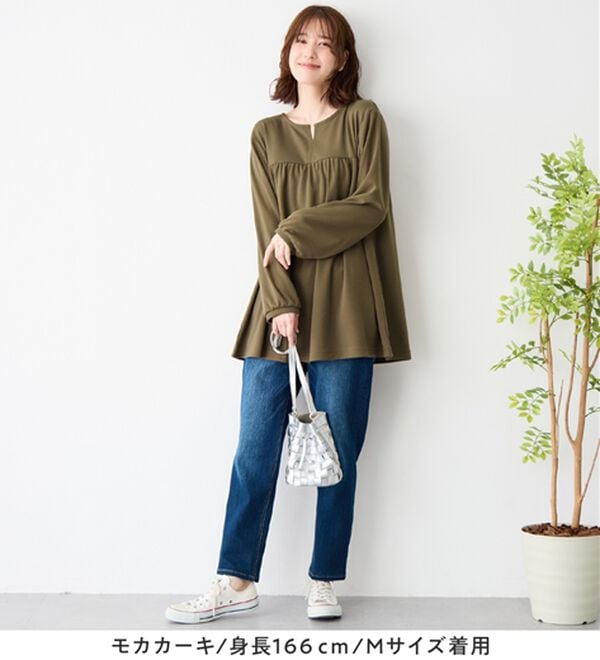 Viola e Viola（ヴィオラ エ ヴィオラ）の「なめらかポンチ　キーネックチュニック（チュニック）」｜詳細画像