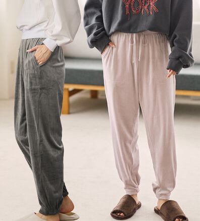 LAVIENNE（ラヴィエンヌ）の「まるで毛布の温もり！吸湿発熱ジョガーパンツ（その他パンツ）」