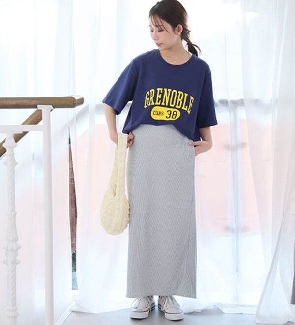 A HAPPY MARILYN（アハッピーマリリン）の「【Ｍ～８Ｌ】【接触冷感・ＵＶ対策】カレッジプリント裾ラウンドＴシャツ（Tシャツ）」｜詳細画像
