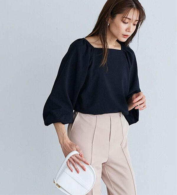 Pierrot（ピエロ）の「スクエアネックボリュームブラウス（ブラウス）」｜ブラック