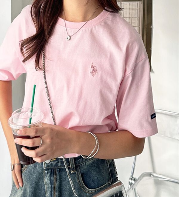 GeeRA（ジーラ）の「【Ｕ．Ｓ．　ＰＯＬＯ　ＡＳＳＮ．】カラーTシャツ（Tシャツ）」｜ライトピンク