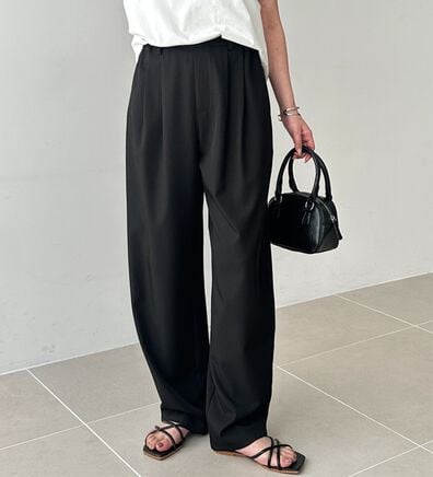 GeeRA（ジーラ）の「オンオフ着られる！カーブパンツ（フルレングスパンツ）」