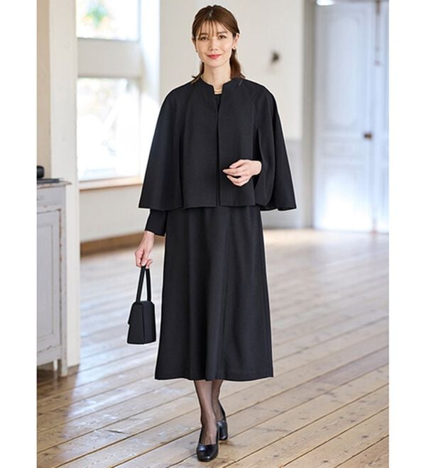 BELLUNA（ベルーナ）の「洗える！ケープボレロ付ワンピースアンサンブル（ブラックフォーマル（喪服・礼服））」｜詳細画像