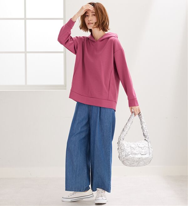 BELLUNA（ベルーナ）の「とろみ素材フードデザインパーカー（パーカー）」｜詳細画像