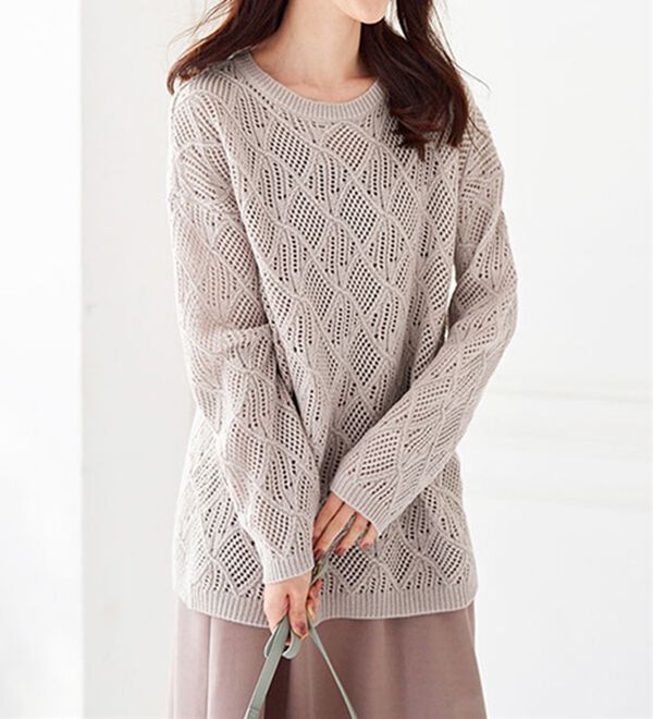 BELLUNA（ベルーナ）の「リーフ柄透かし編ニットチュニック（チュニック）」｜詳細画像