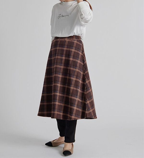 BELLUNA（ベルーナ）の「まるではく毛布！静電防止付レギンス付スカート（フルレングスパンツ）」｜詳細画像